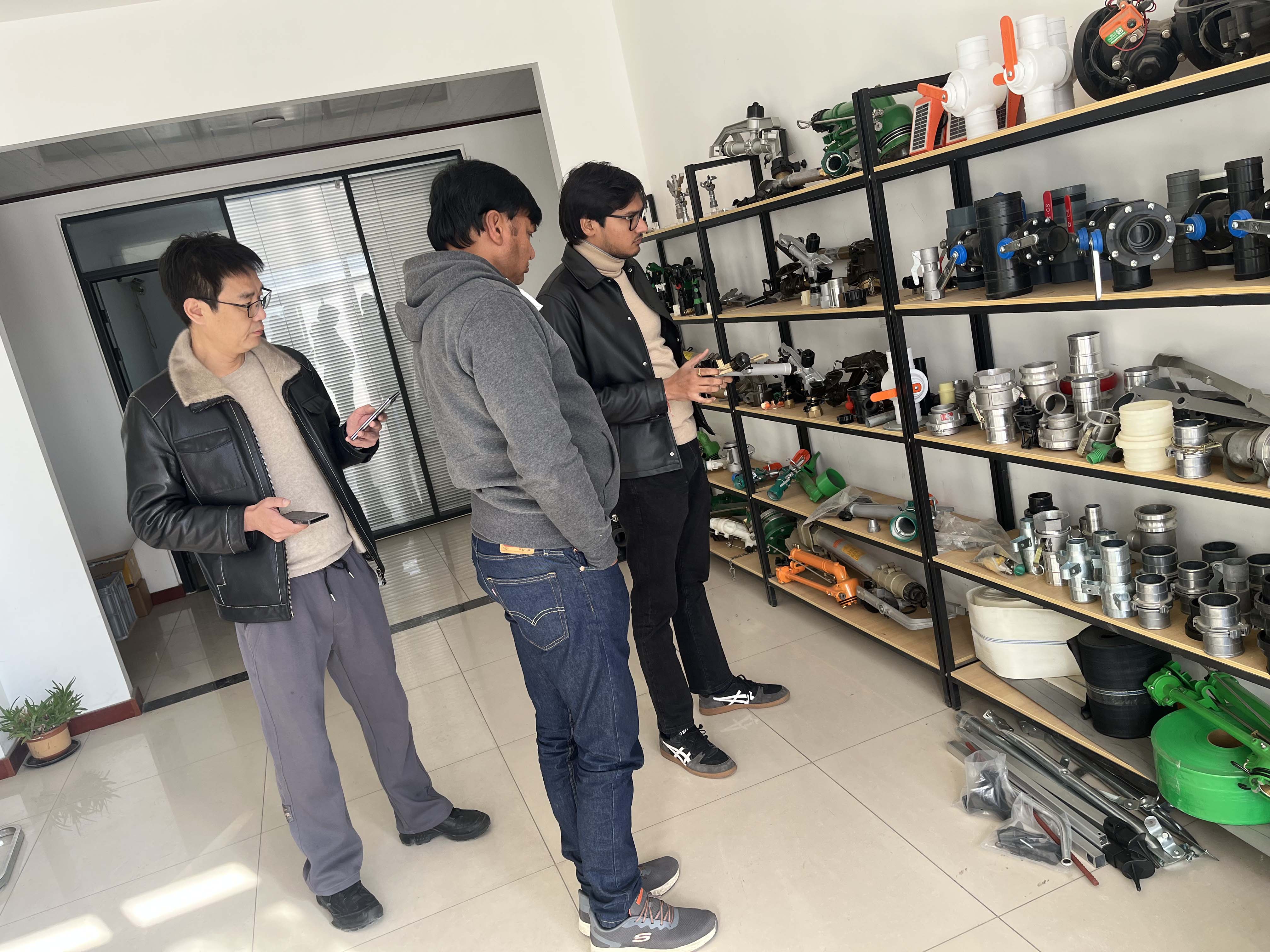 赤峰NS40 涡轮喷枪获客户青睐 洽谈批量合作